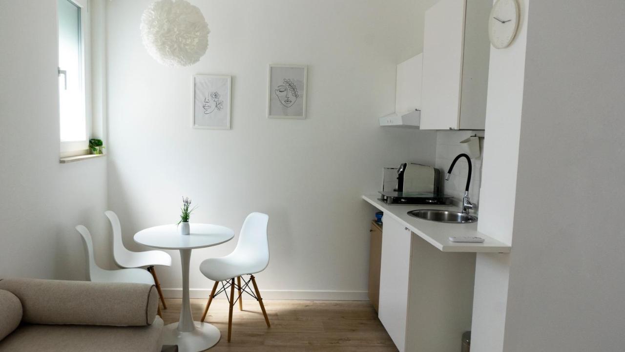 Insula Maris Villa Trani Exteriör bild